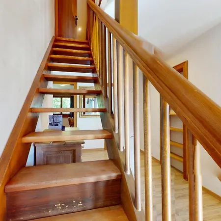 Abitaziun Guardalej 756 - * Champfer